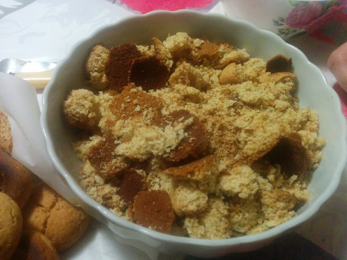 Плънка от орехи и трохи